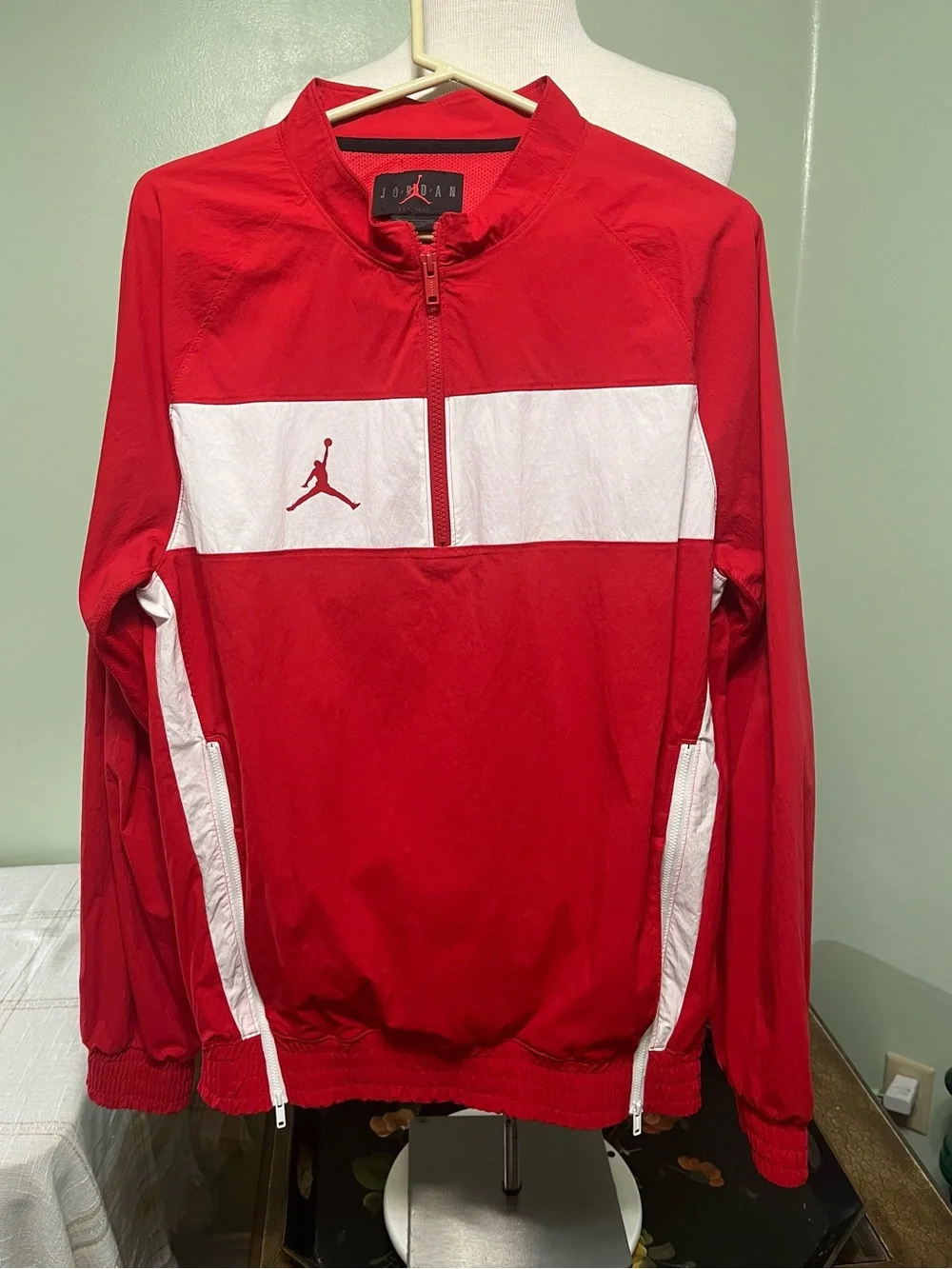 Jordan Team Woven Windbreaker Jacket Red White Men Size M Half Zip